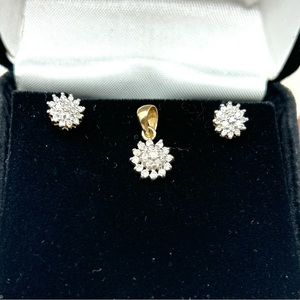 Genuine 14K & brilliant cut diamond flower cluster earrings & pendant set, NWOT